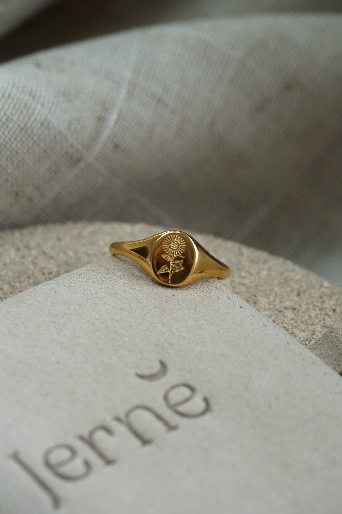 Sample Sale - Jerne by Jodie