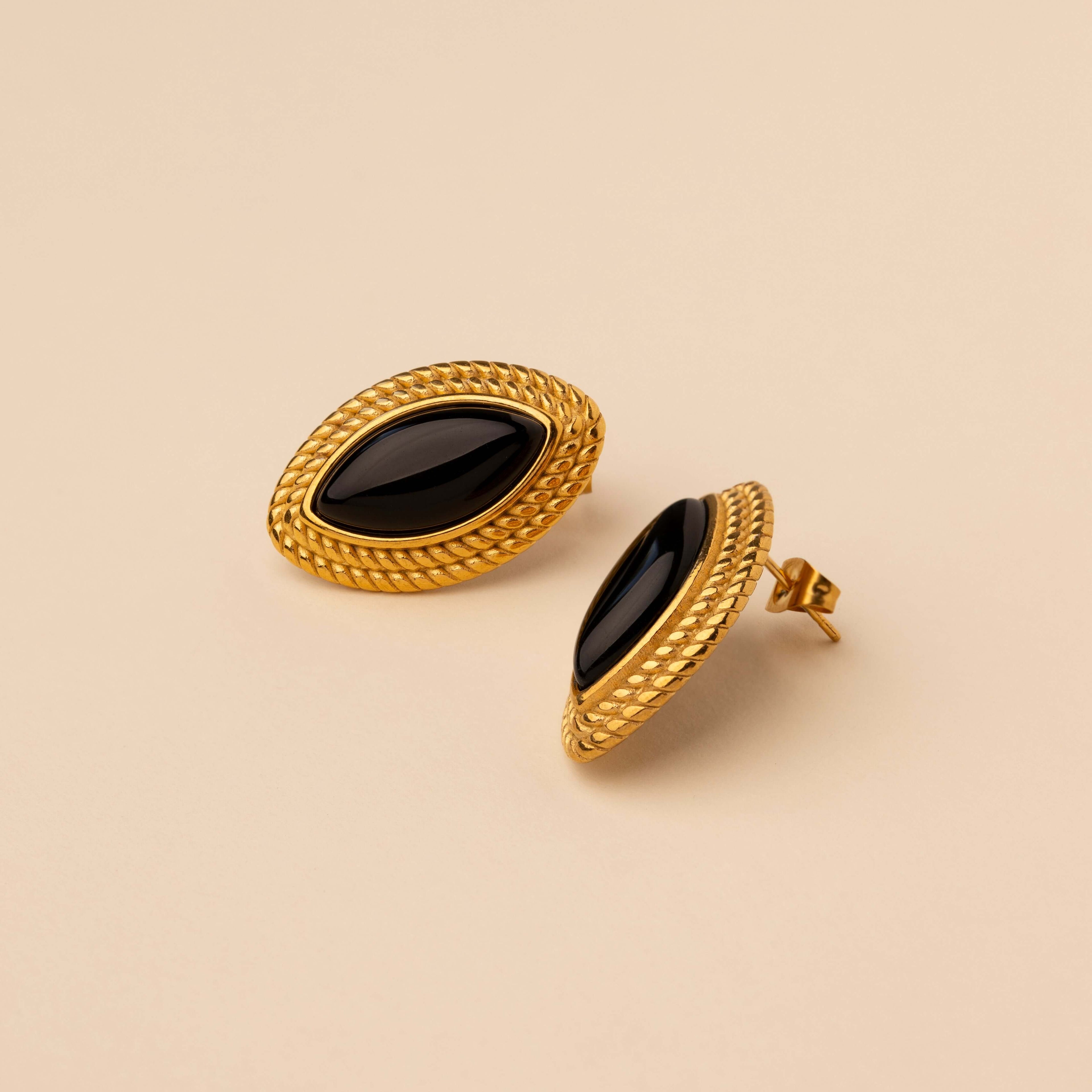 Gold stud earrings with black stone - non tarnish - waterproof