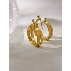 Twisted Hoops - Jerne by Jodie