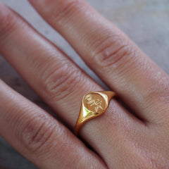 Sunflower Signet Ring - Jerne by Jodie